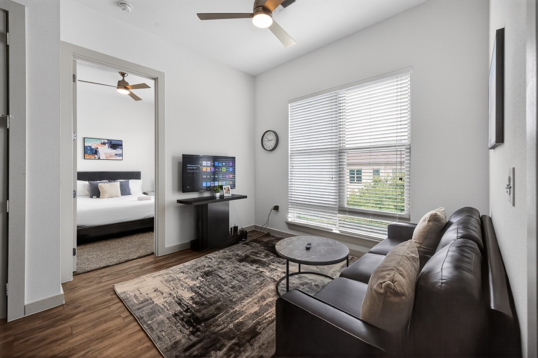 The Creekside at Vantage · Unit 6303 2/2