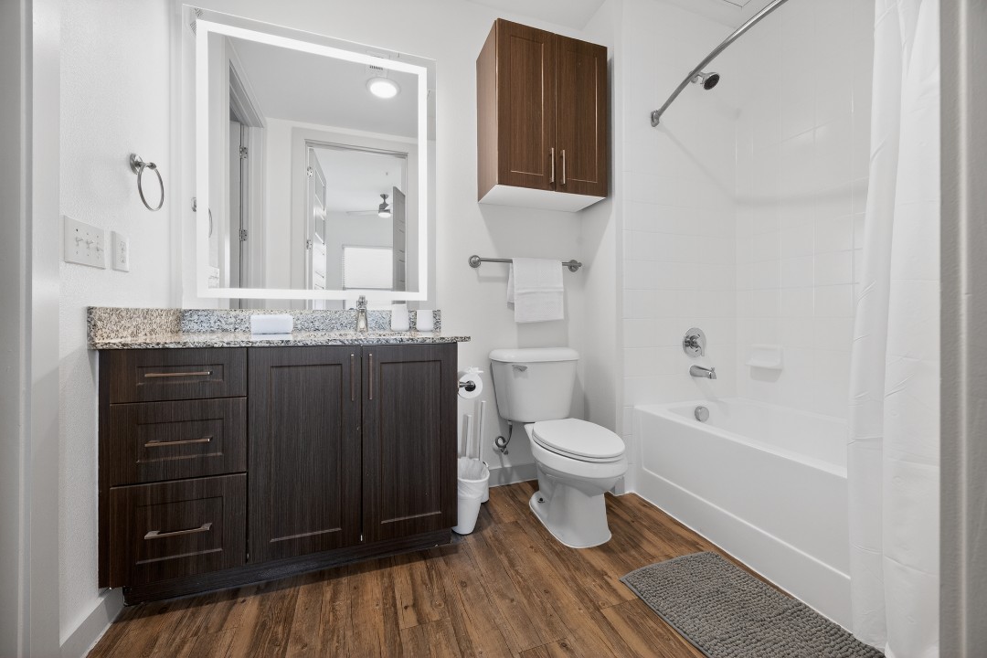 The Creekside at Vantage · Unit 6303 2/2