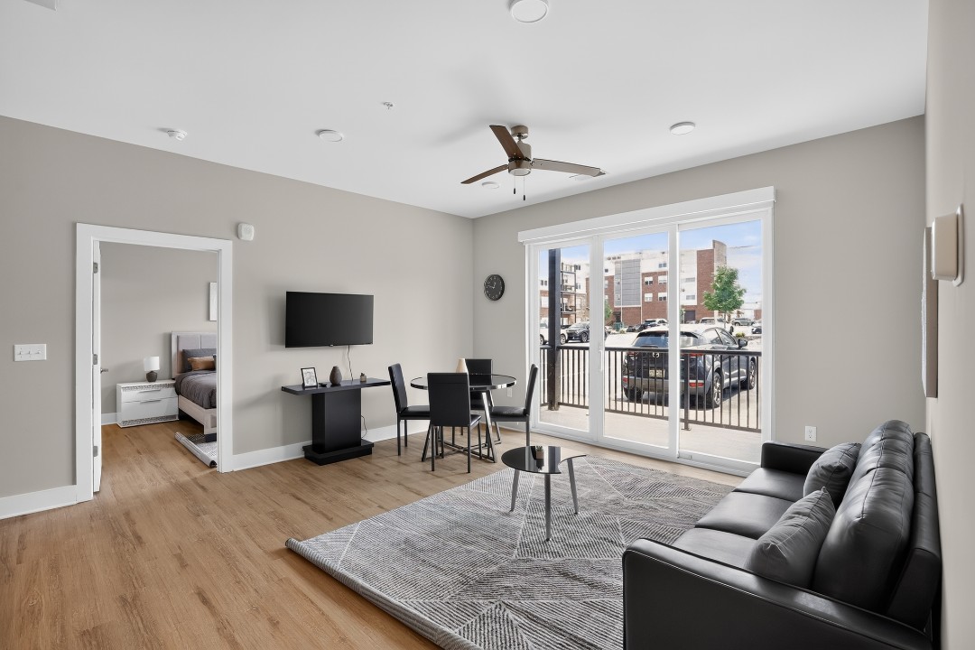 Parkview Greer · Unit 2127 2/2