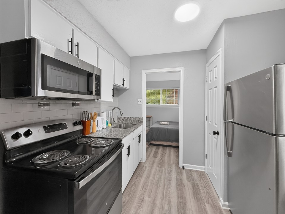 Icon Downtown Durham 804L · Unit 1/1