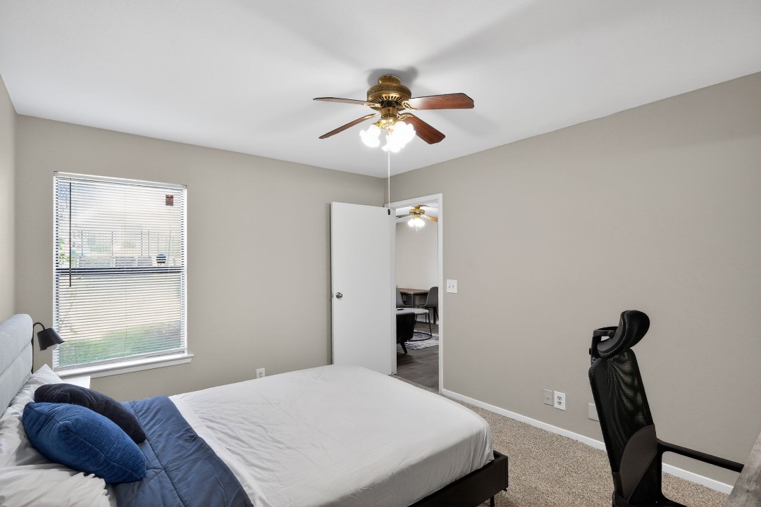 Creekstone · Unit 116 2/2