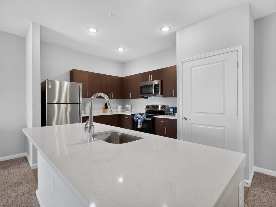 Whitewing Flats · Unit 2304 1/1