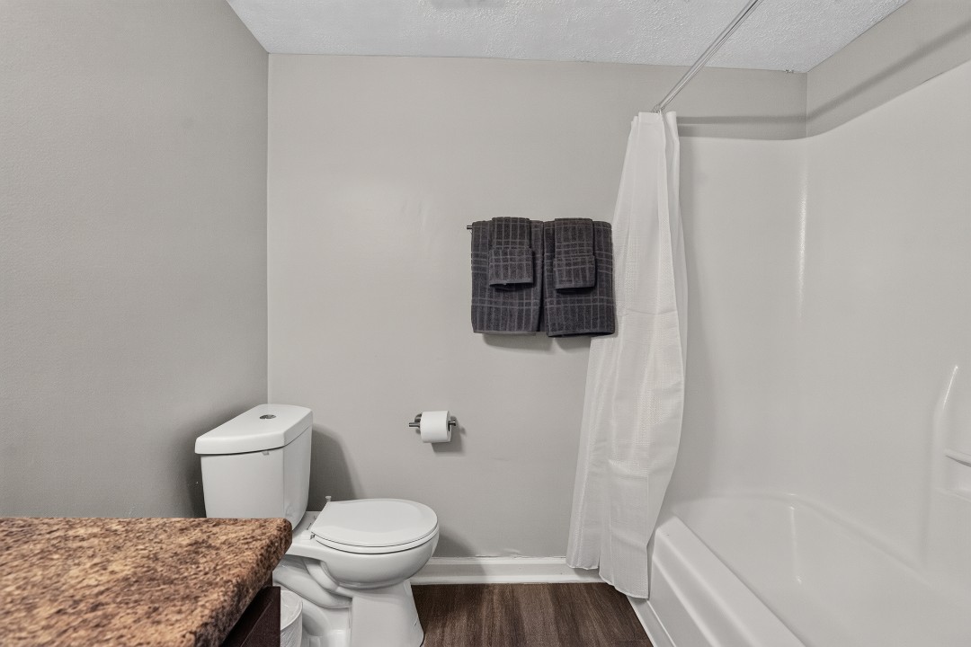 Warren Harbor · Unit 214 2/1