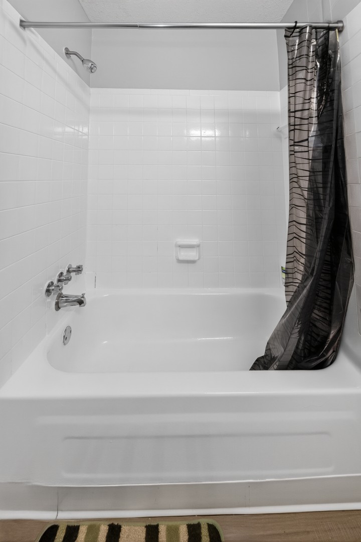 Prime Apartments · Unit 18 2/2