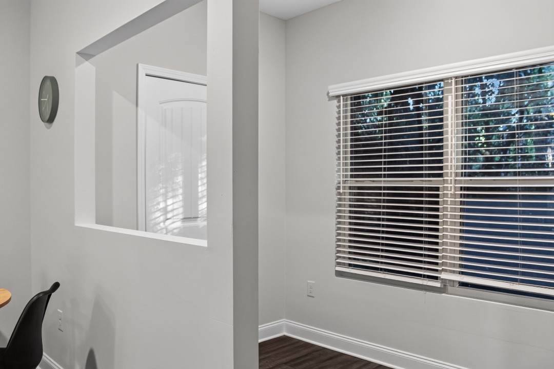 Hickory Grove · Unit 904 2/2