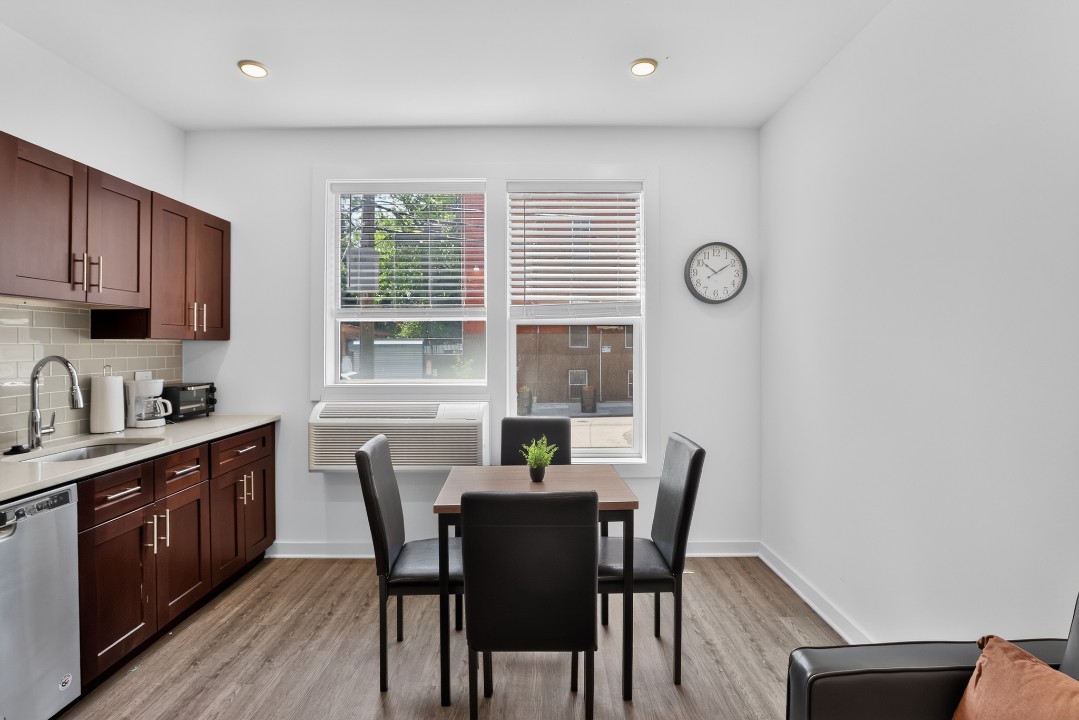 Fairmount Square 1528- 1F · Unit 1/1