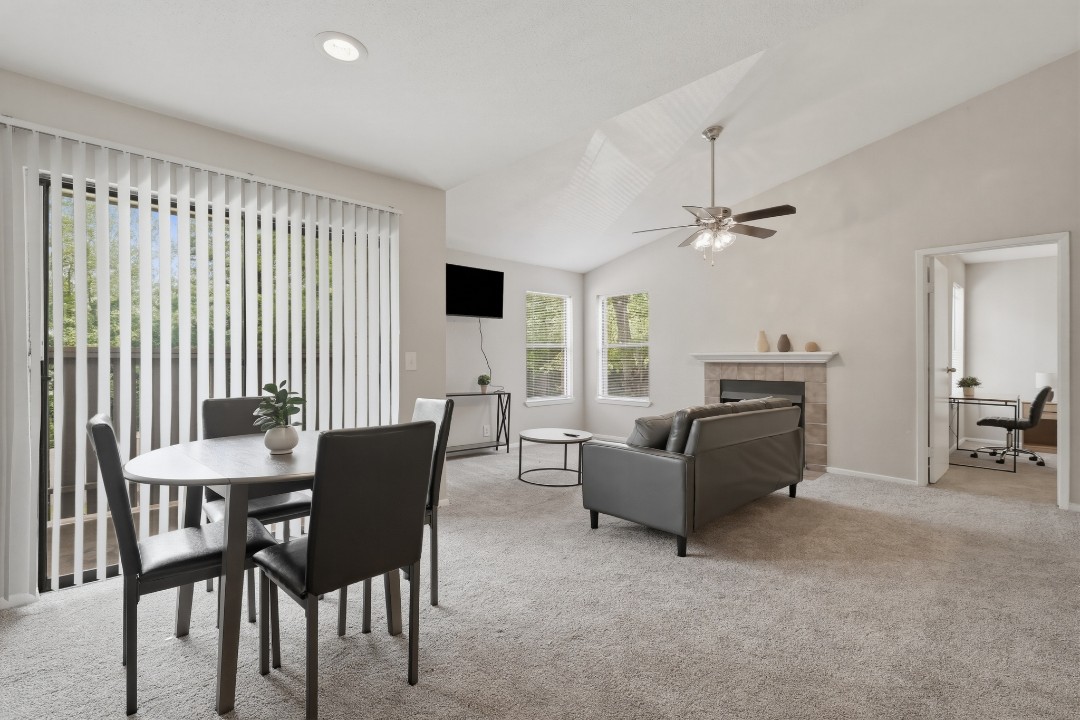 Creekstone · Unit 1425 2/2