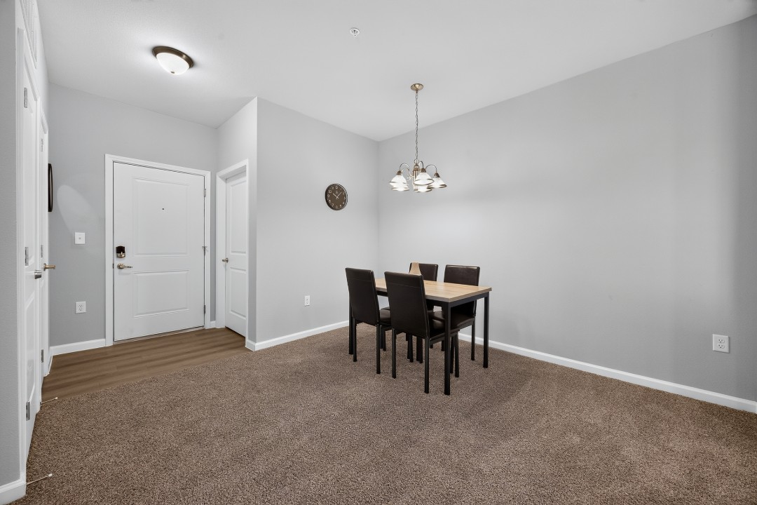 Whitewing Flats · Unit 1303 1/1