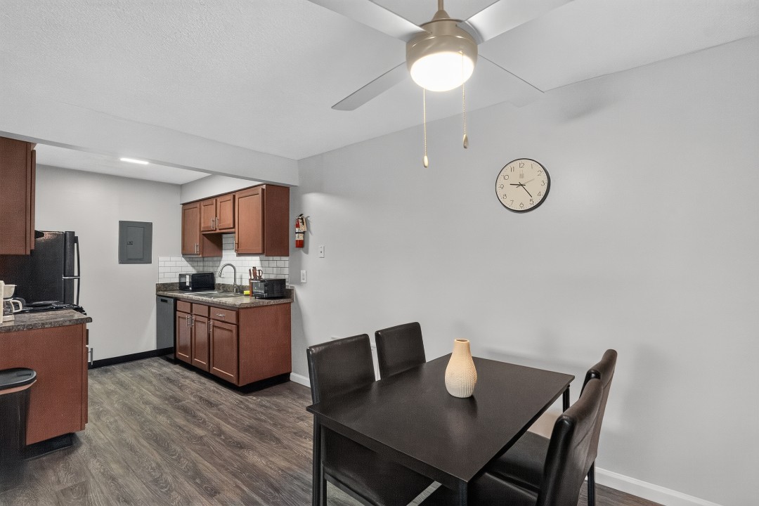 Warren Harbor · Unit 1003 2/1
