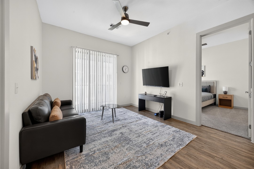 The Creekside at Vantage · Unit 6306 2/2