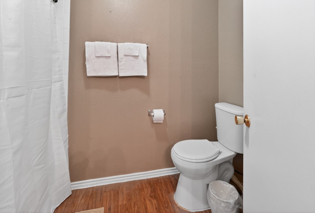 District West · Unit 510 2/1