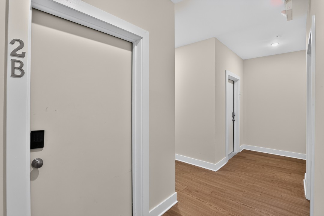 Fairmount Square 1528- 2B · Unit 1/1