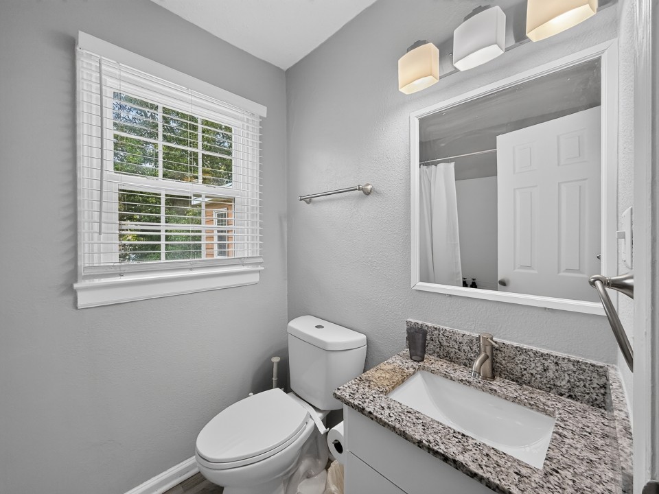 Icon Downtown Durham 803C · Unit 1/1