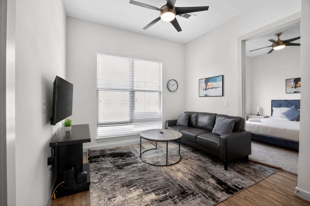 The Creekside at Vantage · Unit 6205 2/2