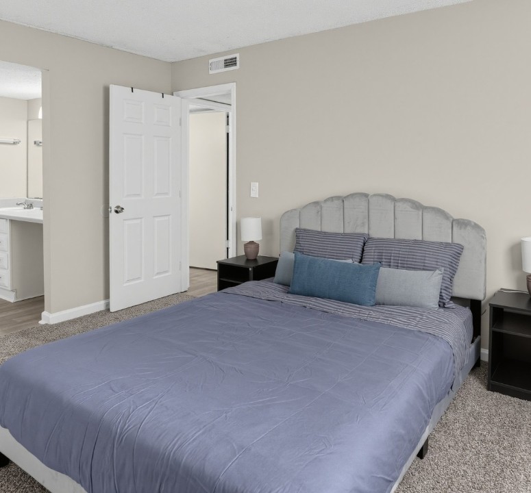 2 Bedrooms · Recommended