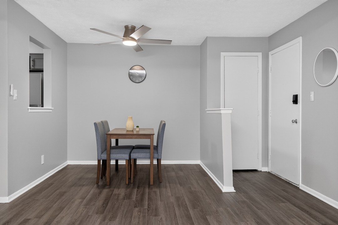 Prime Apartments · Unit 217 2/2