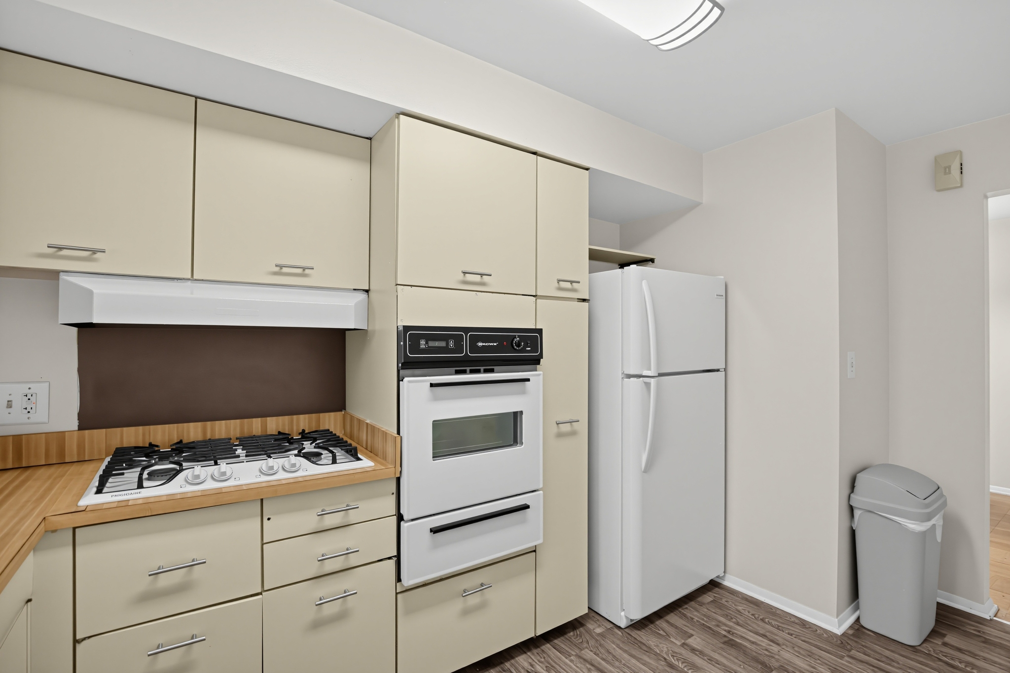 Milbrook Park Apartments 7 CB