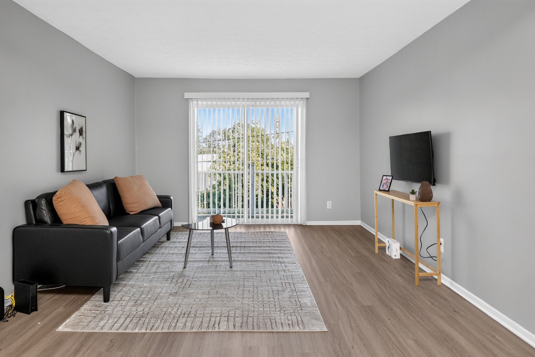 Prime Apartments · Unit 18 2/2