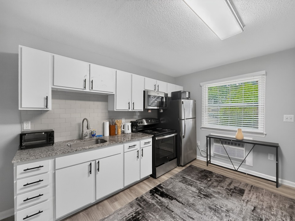 Icon Downtown Durham 803C · Unit 1/1