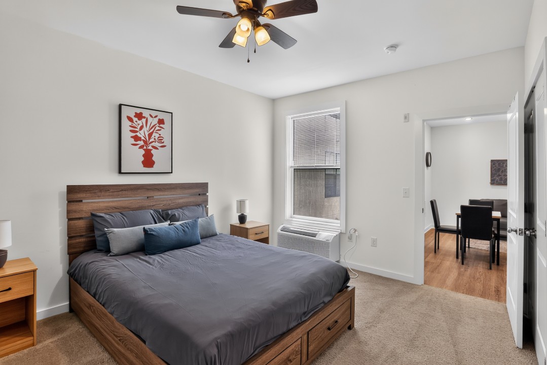 Fairmount Square 1528- 2B · Unit 1/1