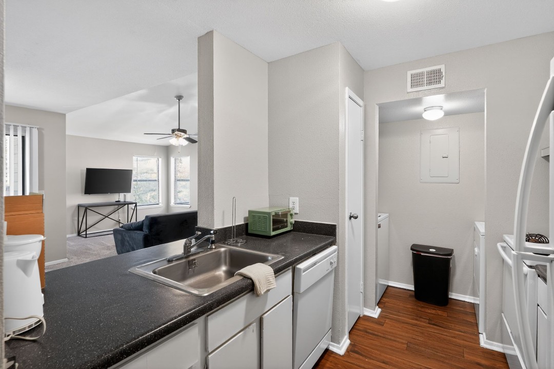 Creekstone · Unit 1422 2/2