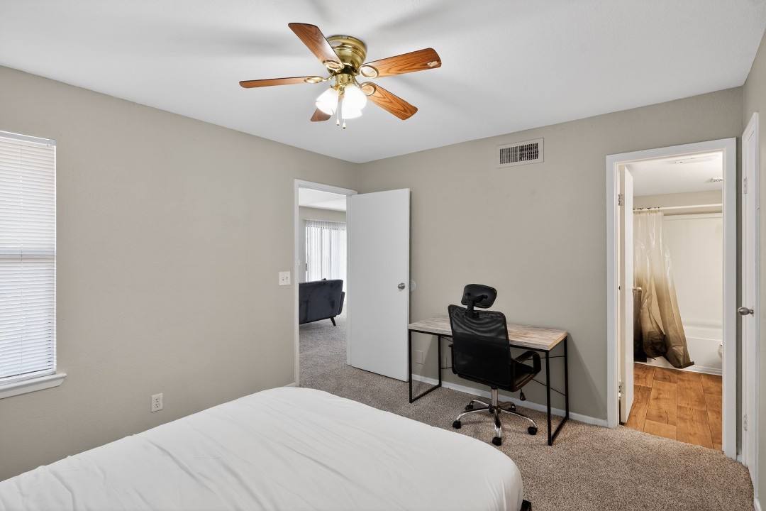 Creekstone · Unit 1722 2/2