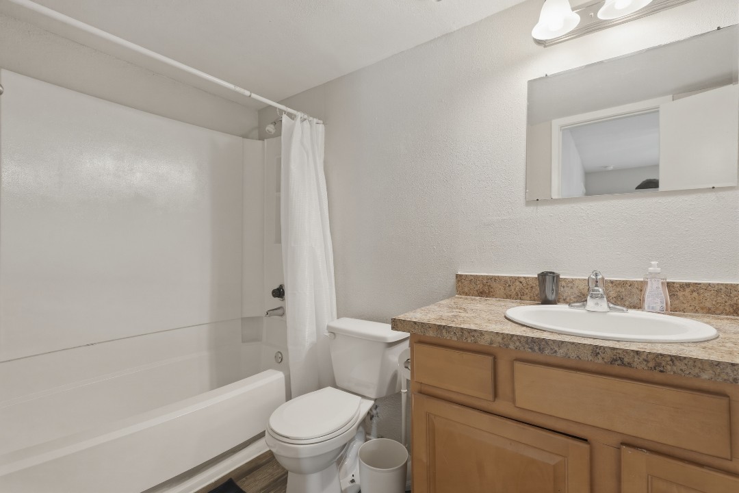 Creekstone · Unit 312 2/2