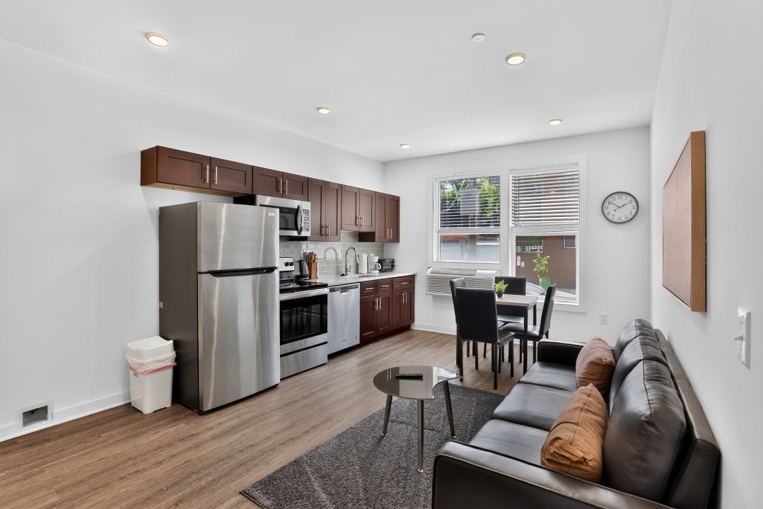 Fairmount Square 1528- 1F · Unit 1/1