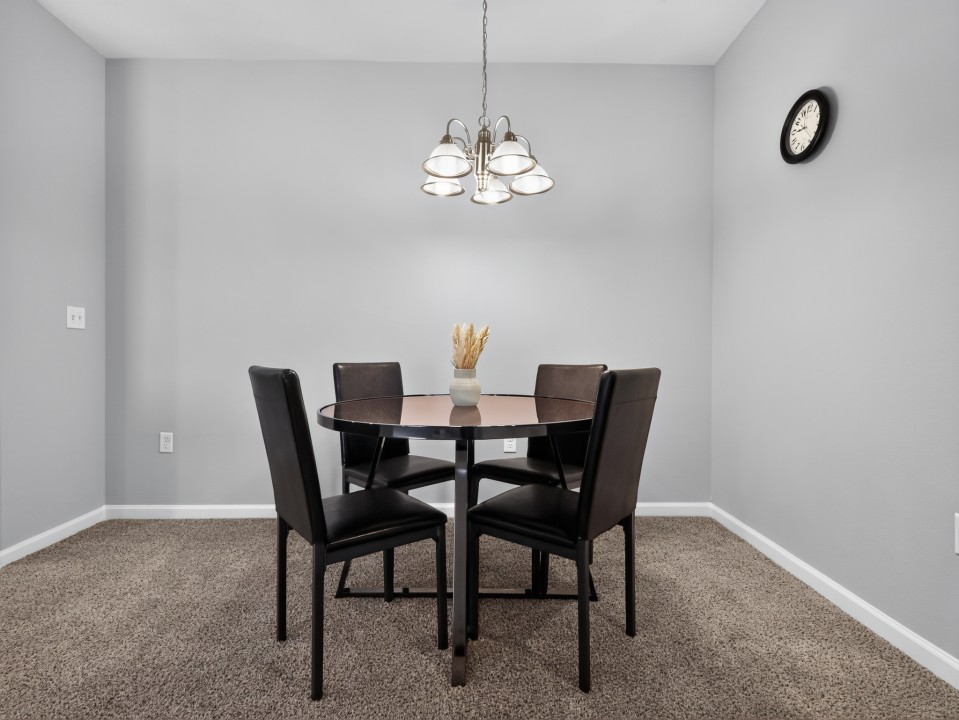 Whitewing Flats · Unit 2304 1/1