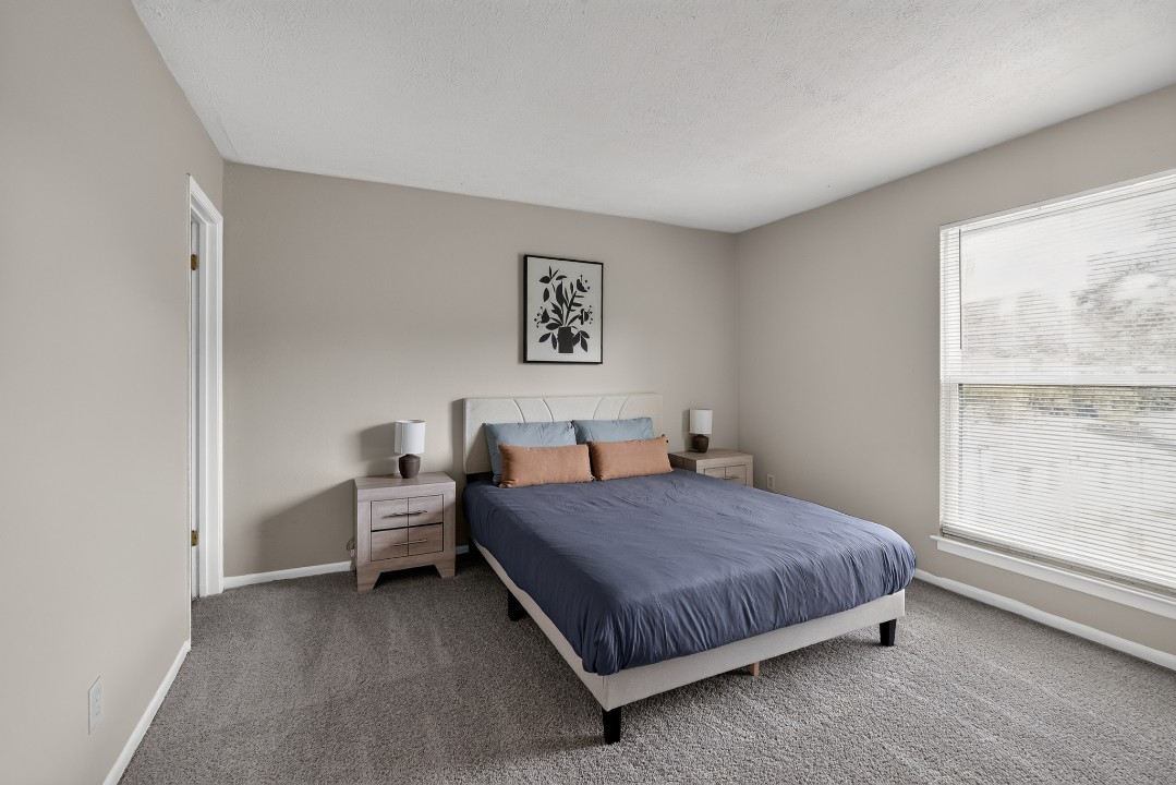 Aspen Woods O-09 · Unit 2/2