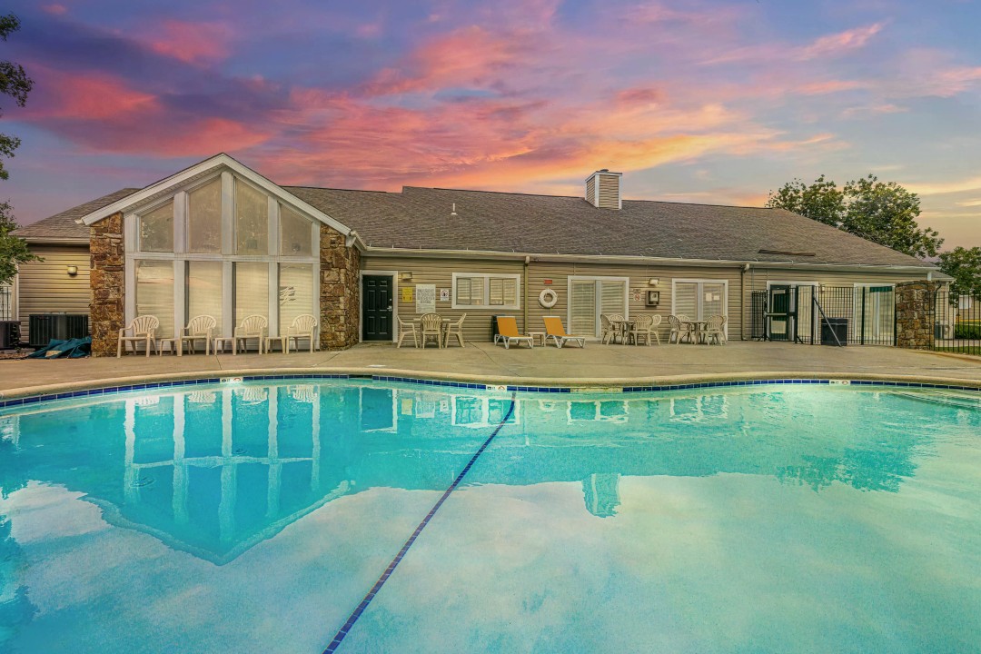 Rosehill Pointe · Unit 173 2/1