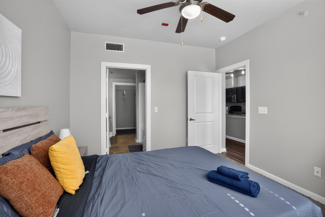 1 Bedroom · Signature layout