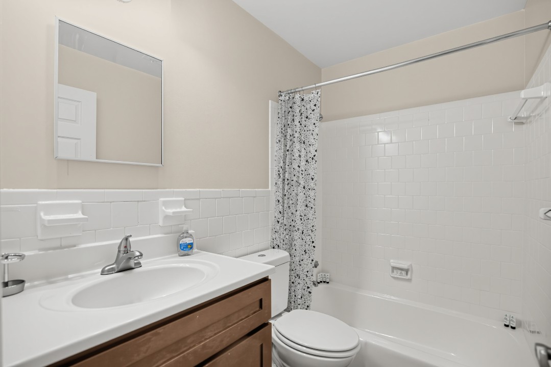 Milbrook Park Apartments 6920 MA 2B · Unit 2/1
