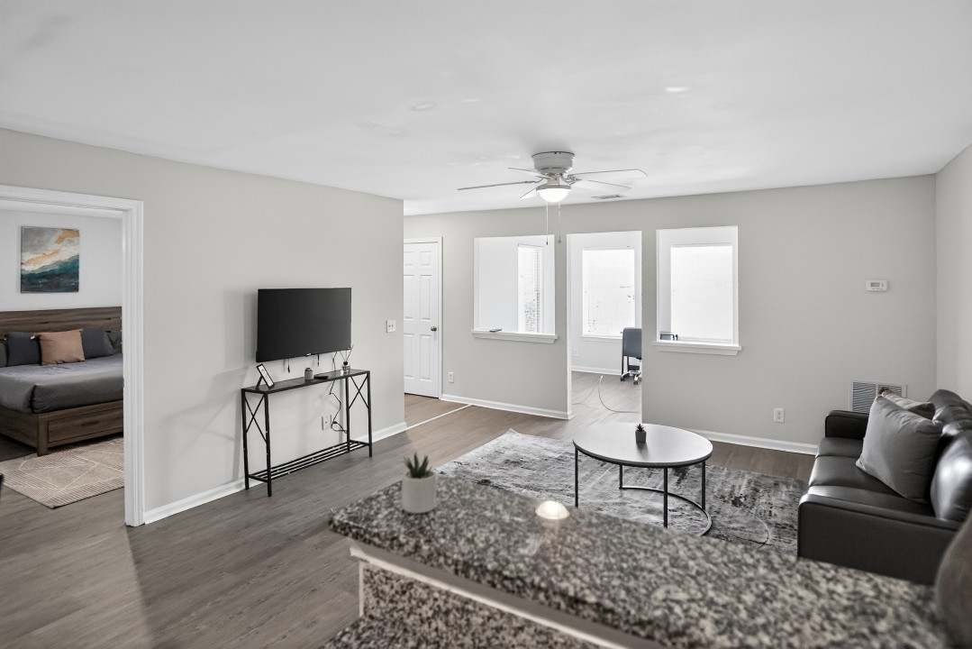 King George 2/2 · Unit 1801