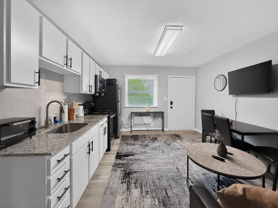 Icon Downtown Durham 803C · Unit 1/1