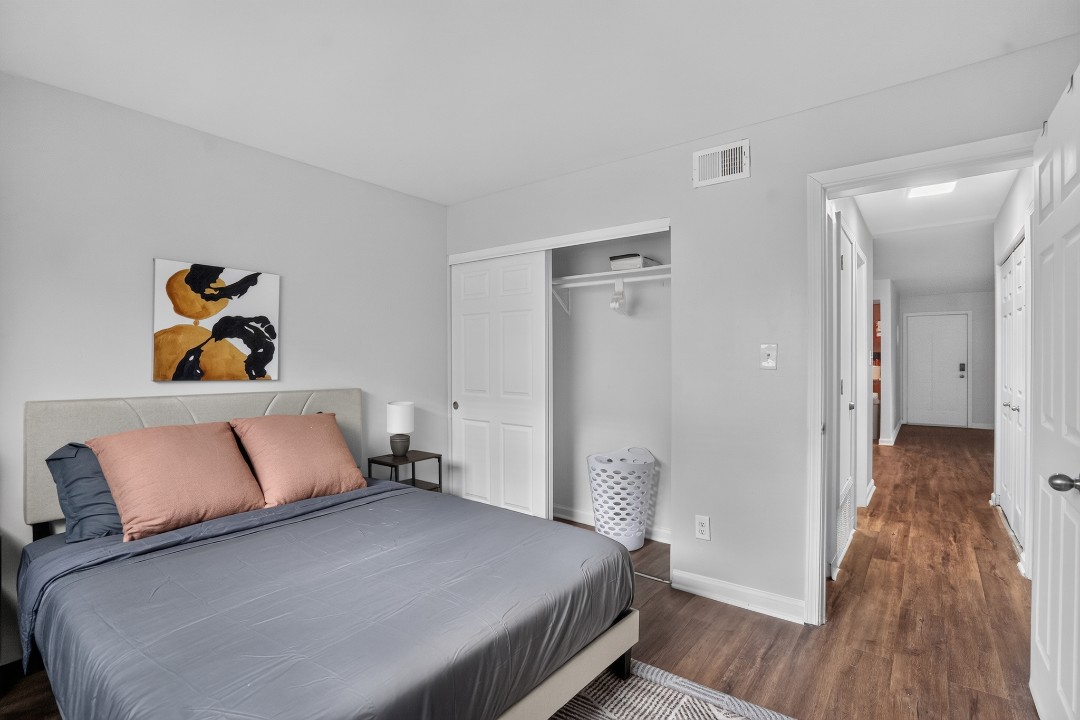 Warren Harbor · Unit 216 2/1