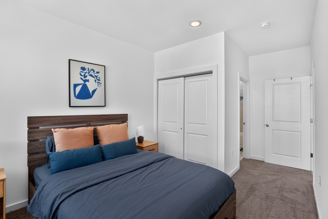 Fairmount Square 1532-4A · Unit 1/1