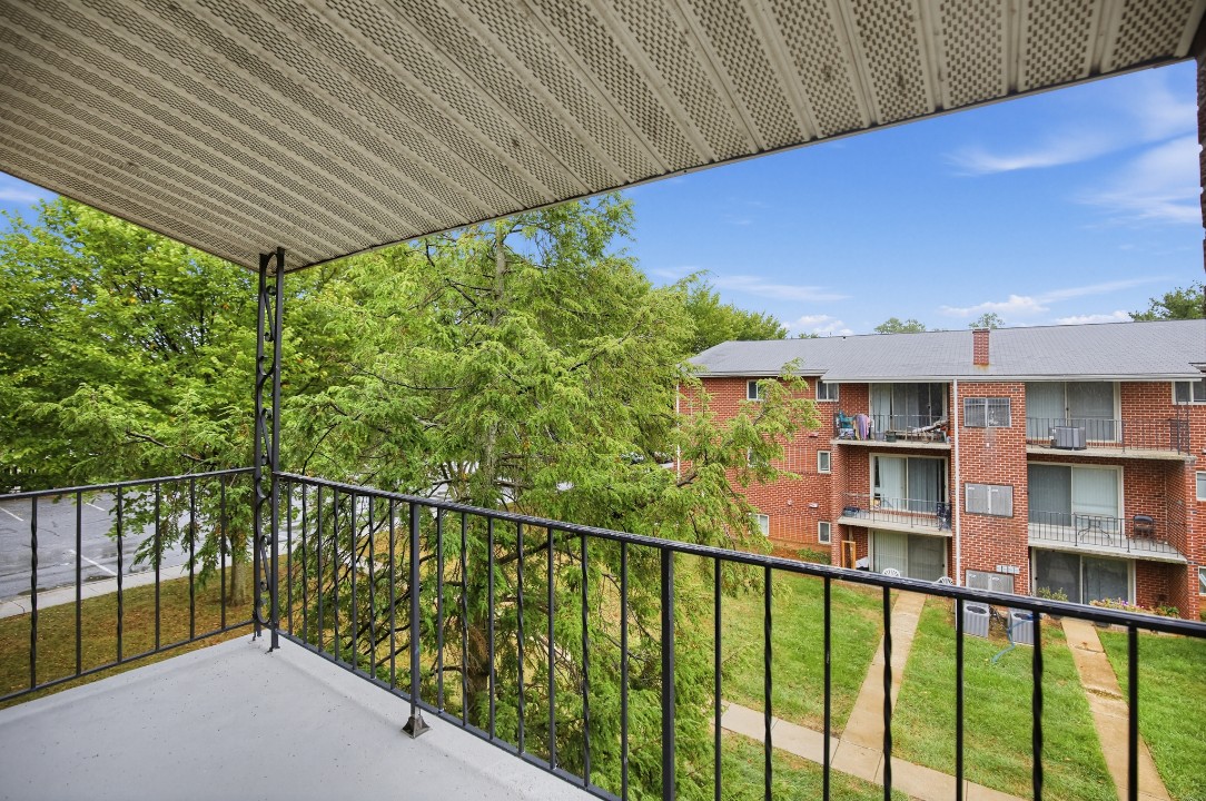 Milbrook Park Apartments 6920 MA 2B · Unit 2/1