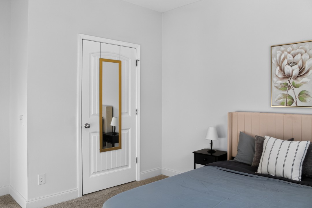Hickory Grove · Unit 1308 2/2