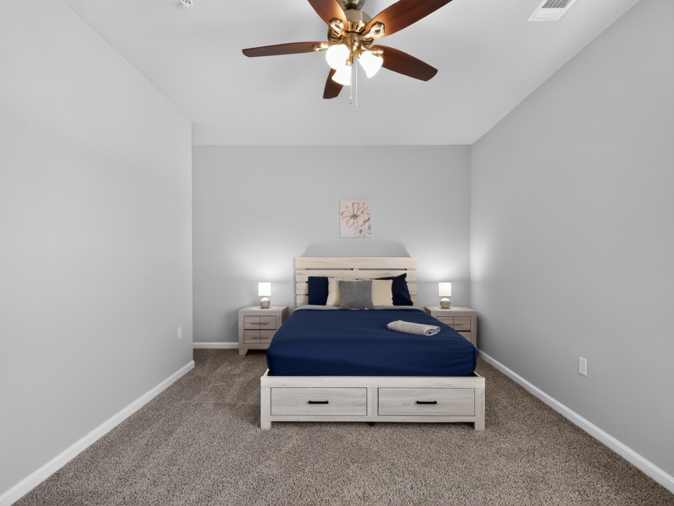 Whitewing Flats · Unit 2304 1/1