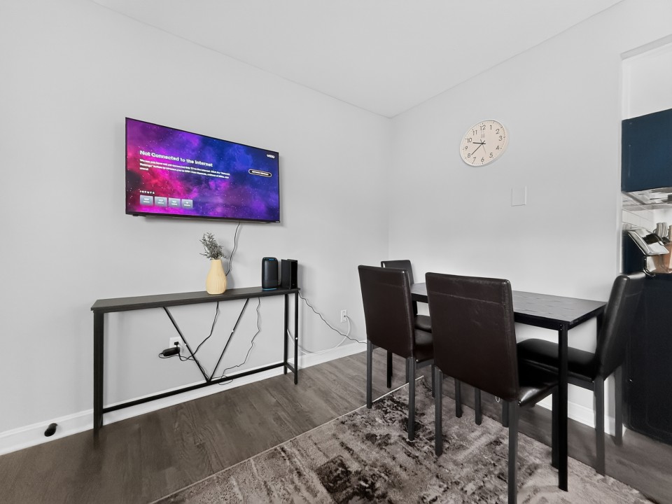 Icon Downtown Durham 804D · Unit 1/1