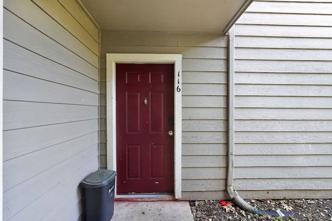 Creekstone · Unit 116 2/2