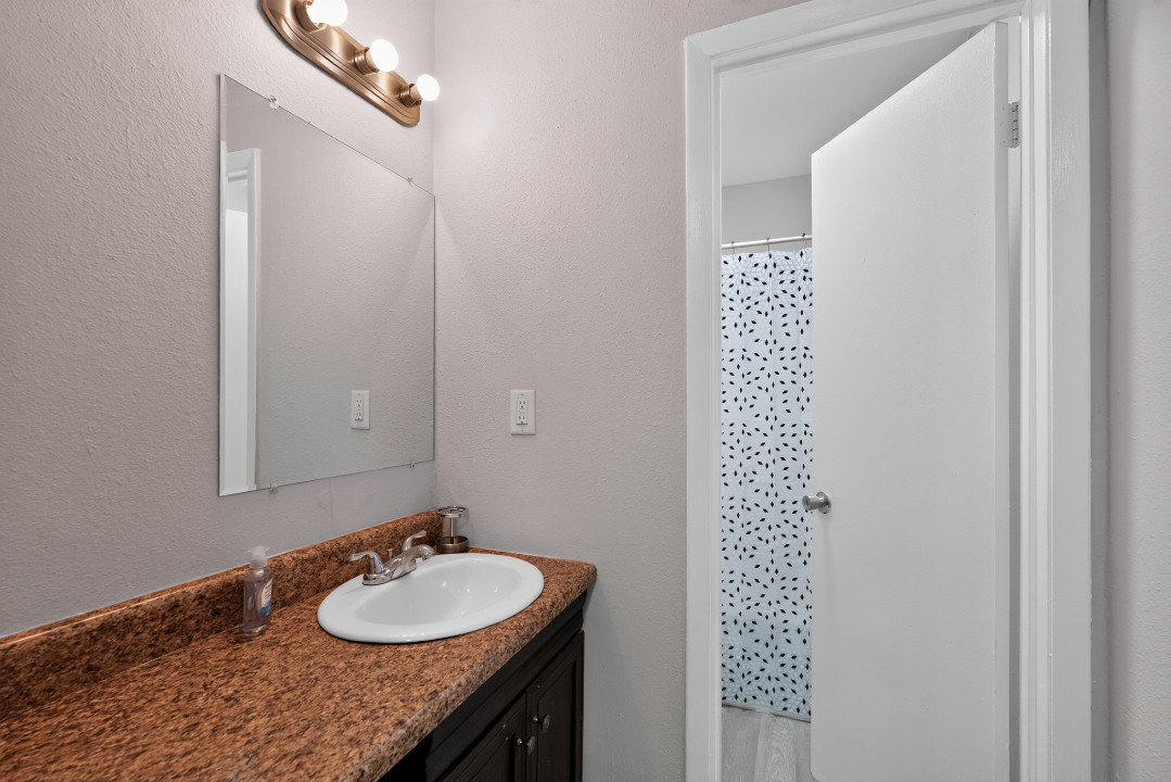 Aspen Woods O-09 · Unit 2/2