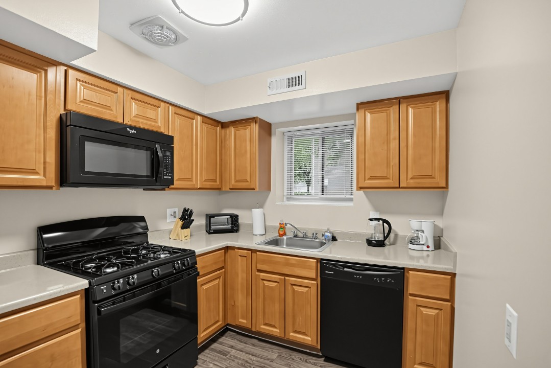Milbrook Park Apartments 6920 MA T1 · Unit 1/1