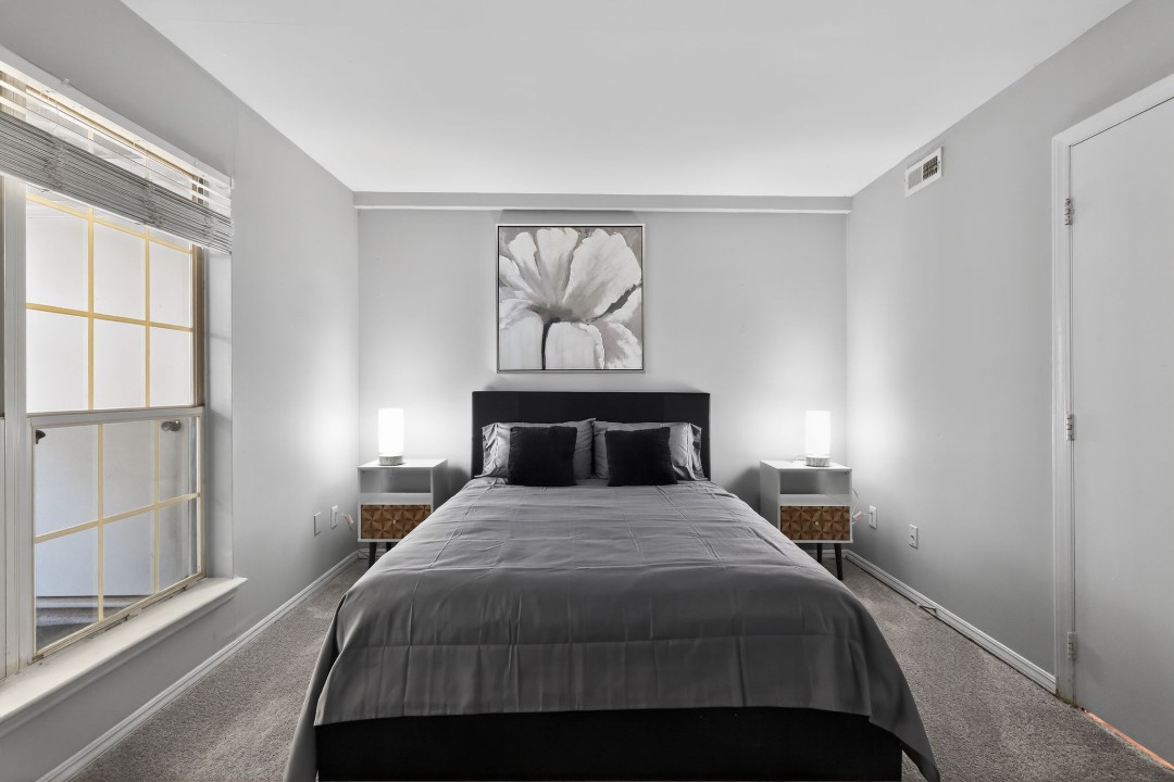 1 Bedroom · Signature layout