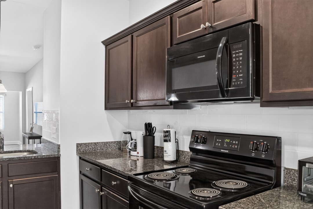 Hickory Grove · Unit 1308 2/2