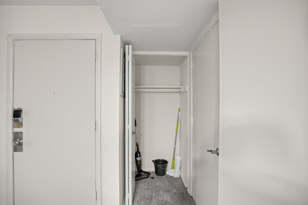 Milbrook Park Apartments 13 CBT1 · Unit 1/1