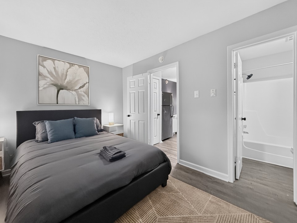 Icon Downtown Durham 804D · Unit 1/1