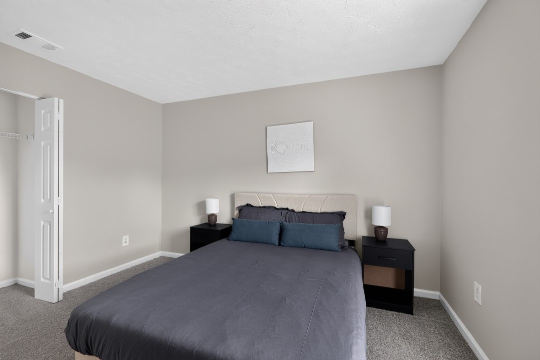 Aspen Woods O-10 · Unit 2/2