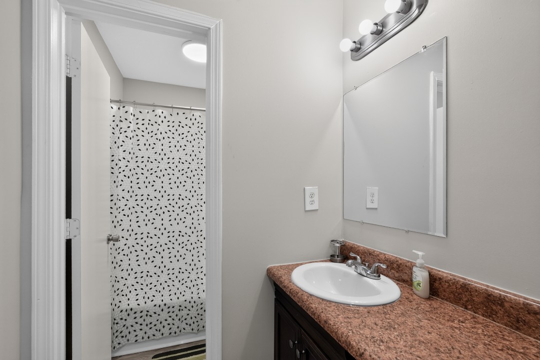 Aspen Woods O-10 · Unit 2/2